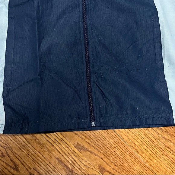 Navy Blue Windbreaker Wilson Size Small ($15) - Picture 4 of 4
